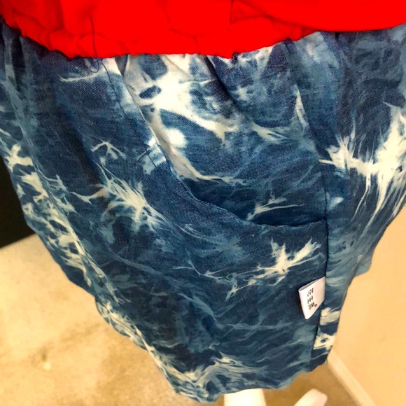 Designed Top and Mini Skirt Connect in One Piece - Picture 4 of 11